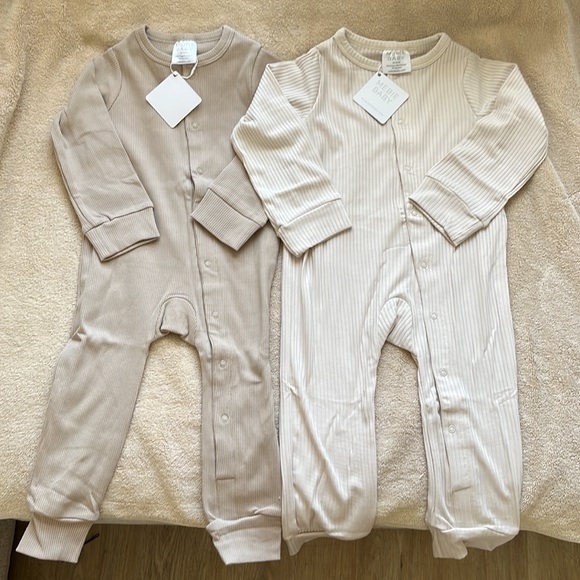 SOLD ON MERCARI all 5 ✨ MEBIE BABY SNAP PJS - Picture 6 of 6